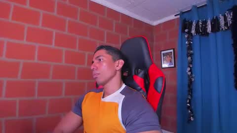 Adan Sin online show from 6, 3, 2025