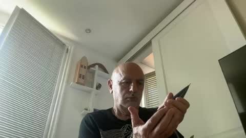 add_me_2 online show from 23, 6, 2026