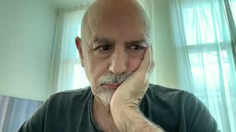 add_me_2 online show from 4, 7, 2026