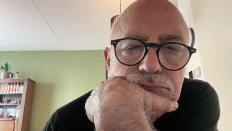 add_me_2 online show from 5, 8, 2026