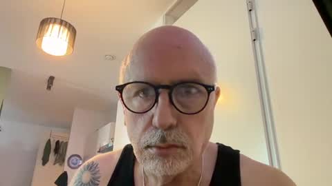 add_me_2 online show from 6, 8, 2026