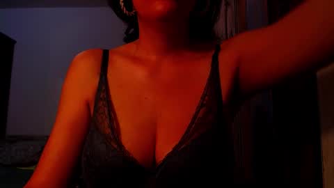 amy        online show from 2, 10, 2025