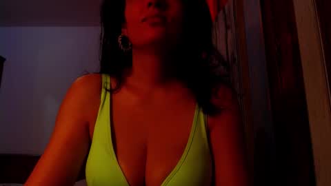 amy        online show from 20, 10, 2025