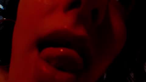 amy        online show from 24, 4, 2026