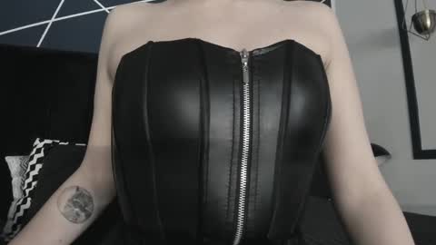 Ade  online show from 10, 3, 2025