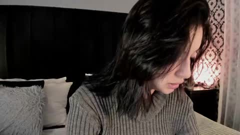 Snapshot of adeelinee chatting on 28, 4, 2026 Ade online show from 28, 4, 2026