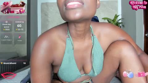 Adele online show from 4, 2, 2025