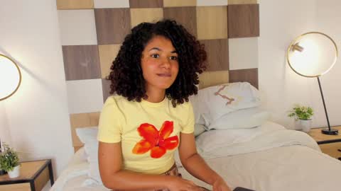 Andrea online show from 7, 1, 2025