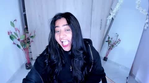 Carolina online show from 27, 7, 2026
