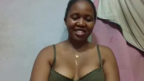 Snapshot of adelealy chatting on 4, 5, 2026 adelealy online show from 4, 5, 2026