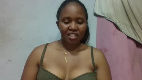 Snapshot of adelealy chatting on 7, 5, 2026 adelealy online show from 7, 5, 2026