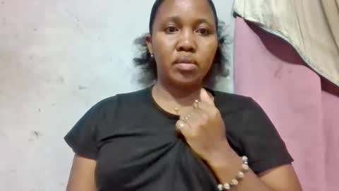 Snapshot of adelealy chatting on 21, 5, 2026 adelealy online show from 21, 5, 2026