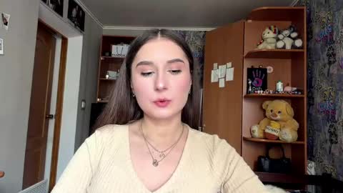 Poly online show from 20, 4, 2026