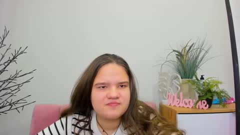 adelecruzz online show from 2, 2, 2025