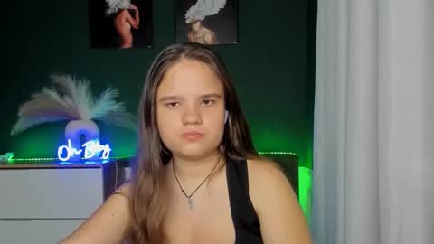 adelecruzz online show from 7, 6, 2026
