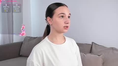 adelexx_zll online show from 9, 6, 2026