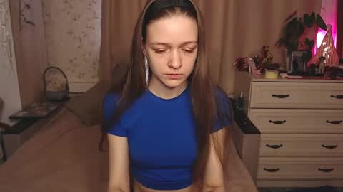 Snapshot of adelin_maxwell chatting on 9, 3, 2025 Lina online show from 9, 3, 2025