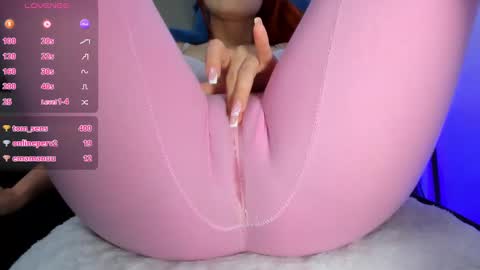 Snapshot of adelinaconte1 chatting on 16, 1, 2025 adelinaconte1 online show from 16, 1, 2025