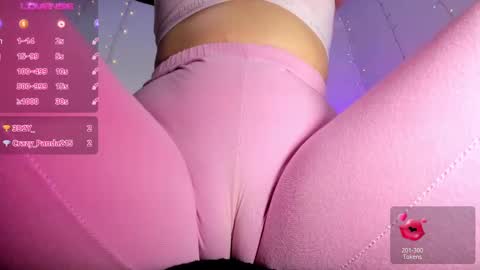 Snapshot of adelinaconte1 chatting on 14, 2, 2025 adelinaconte1 online show from 14, 2, 2025