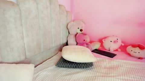 Snapshot of adeline1__ chatting on 26, 6, 2026 dahia online show from 26, 6, 2026