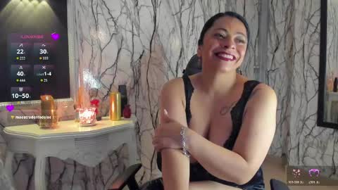 adelinemoretti online show from 23, 4, 2026