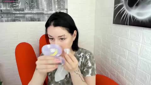 Snapshot of adell_berry chatting on 21, 2, 2025 Adel online show from 21, 2, 2025