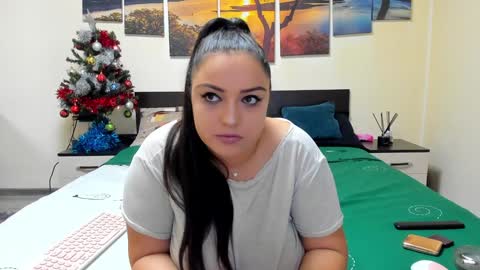 Adellineee online show from 27, 12, 2024