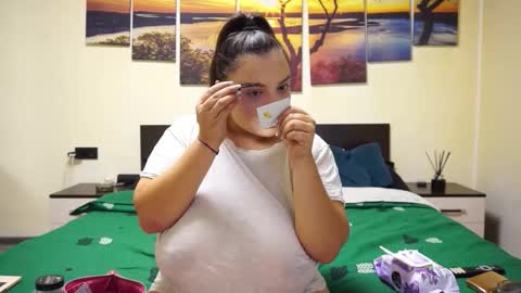 Adellineee online show from 25, 9, 2025