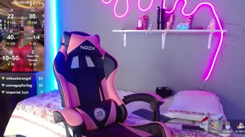 adhara rangel online show from 11, 10, 2025