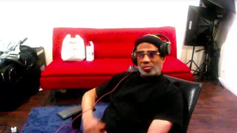 adick_ting online show from 10, 3, 2025