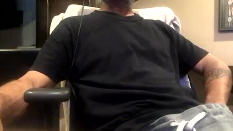 Snapshot of adick_ting chatting on 7, 7, 2026 adick_ting online show from 7, 7, 2026
