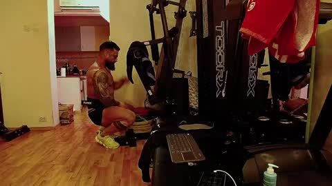 Adonis online show from 25, 1, 2025