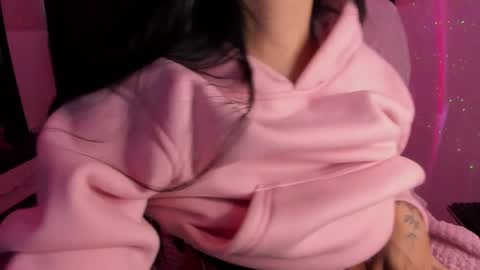 Stormi online show from 20, 1, 2025