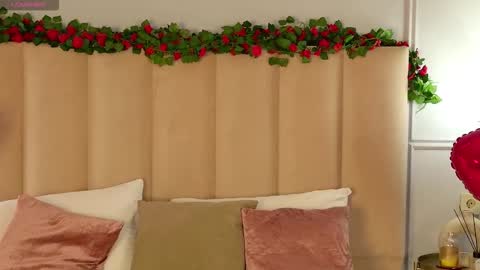 adoracortes online show from 10, 2, 2026