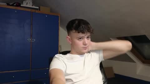 Snapshot of adr_twink chatting on 3, 12, 2024 ADR Twink online show from 3, 12, 2024