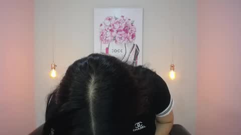 Adri  online show from 25, 4, 2026