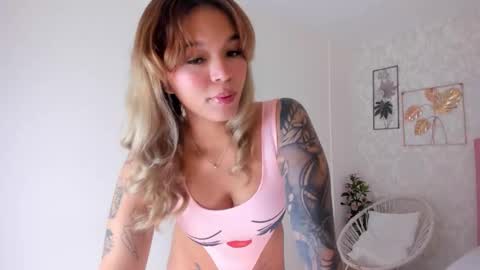 Adriana online show from 26, 10, 2025