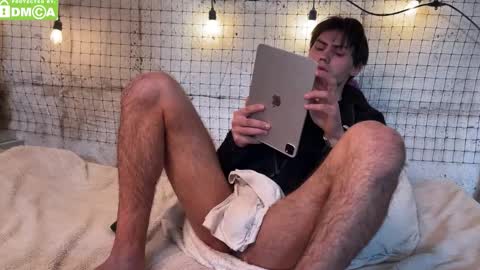 Adrian online show from 8, 3, 2026