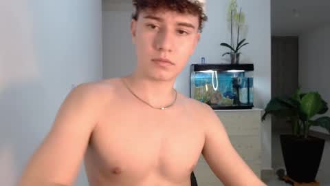 Snapshot of adrian_morelli chatting on 3, 12, 2024 adrian morelli online show from 3, 12, 2024