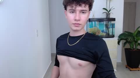 Snapshot of adrian_morelli chatting on 9, 12, 2024 adrian morelli online show from 9, 12, 2024