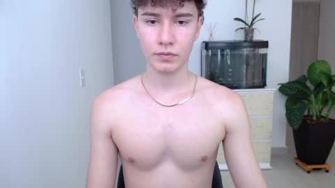 Snapshot of adrian_morelli chatting on 15, 12, 2024 adrian morelli online show from 15, 12, 2024