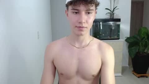 Snapshot of adrian_morelli chatting on 15, 12, 2024 adrian morelli online show from 15, 12, 2024