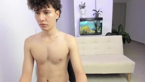 Snapshot of adrian_morelli chatting on 29, 1, 2025 adrian morelli online show from 29, 1, 2025