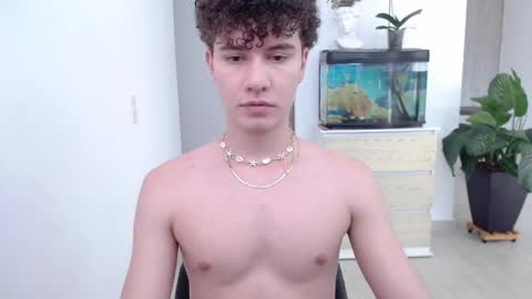 Snapshot of adrian_morelli chatting on 10, 3, 2025 adrian morelli online show from 10, 3, 2025