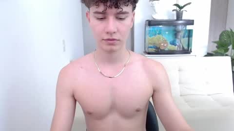 Snapshot of adrian_morelli chatting on 12, 3, 2025 adrian morelli online show from 12, 3, 2025