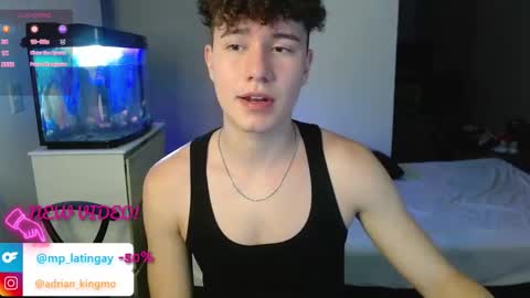 Snapshot of adrian_morelli chatting on 25, 10, 2025 adrian morelli online show from 25, 10, 2025