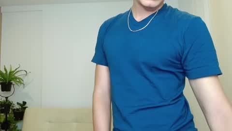 Snapshot of adrian_morelli chatting on 14, 11, 2025 adrian morelli online show from 14, 11, 2025