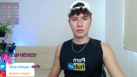 Snapshot of adrian_morelli chatting on 17, 11, 2025 adrian morelli online show from 17, 11, 2025