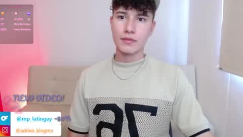 Snapshot of adrian_morelli chatting on 18, 11, 2025 adrian morelli online show from 18, 11, 2025