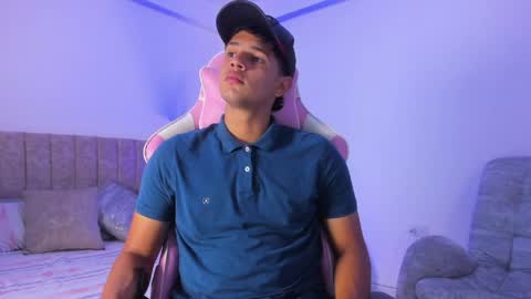 Snapshot of adrian_prime_ chatting on 4, 5, 2026 ADRIAN online show from 4, 5, 2026